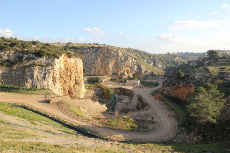 Immagine: cave_di_pietra185