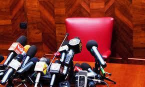 Immagine: conf-stampa1242